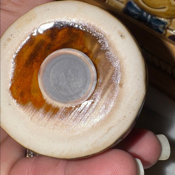 Adorable Vintage Cow Salt & Pepper Shaker Set with Napkin Holder - Picture 14 of 16